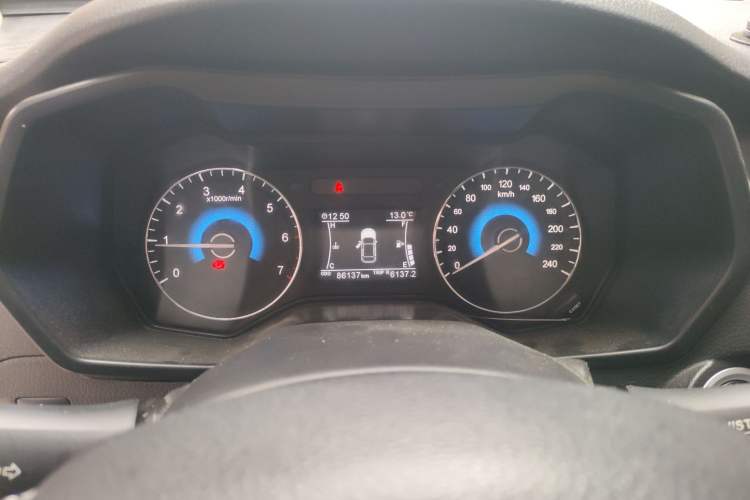 Used Dongfeng Fengon 580 2016 1.5T Manual Luxury Edition