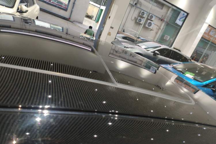 Used Lynk & Co 07 2024 EM-P 126 Long-Range Ultra Roof