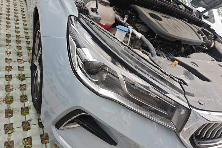 Used Geely Auto Emgrand 2023 4th Generation Champion Edition 1.5L CVT Prestige Model
