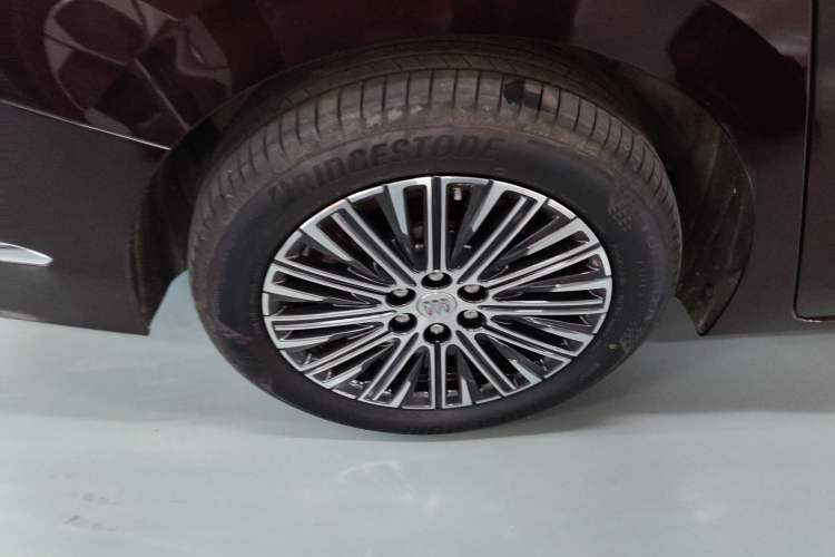 Used Buick GL8 New Energy 2024 Lu Zun Smart Edition 7-Seater