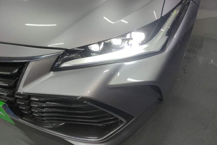 Used Toyota Avalon 2022 Dual-Engine 2.5L Luxury Edition
