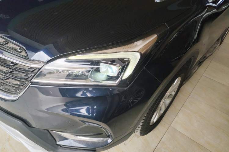 Used Buick Envision 2020 20T Two-Wheel Drive Luxury Model
