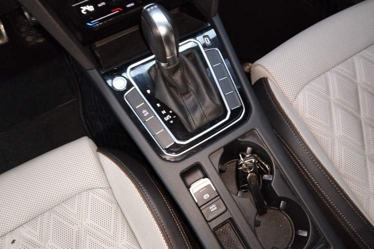 Used Volkswagen Magotan 2023 2 Million Units Commemorative Edition 330TSI DSG Luxury Version