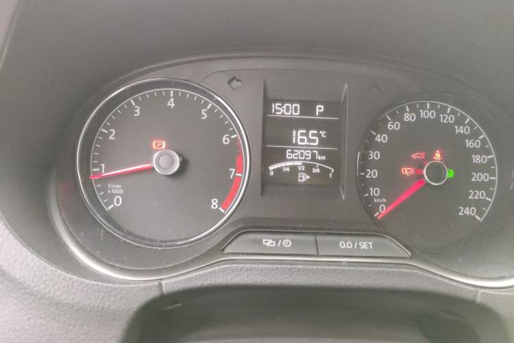 Used Volkswagen Polo 2018 1.5L Automatic Advanced Driving Model Odometer Close Up