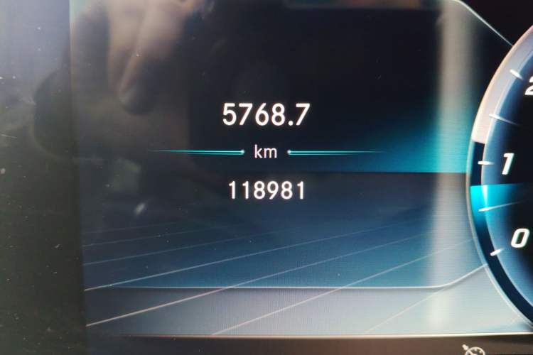 Used Mercedes-Benz E-Class 2020 E 300 L Stylish Model