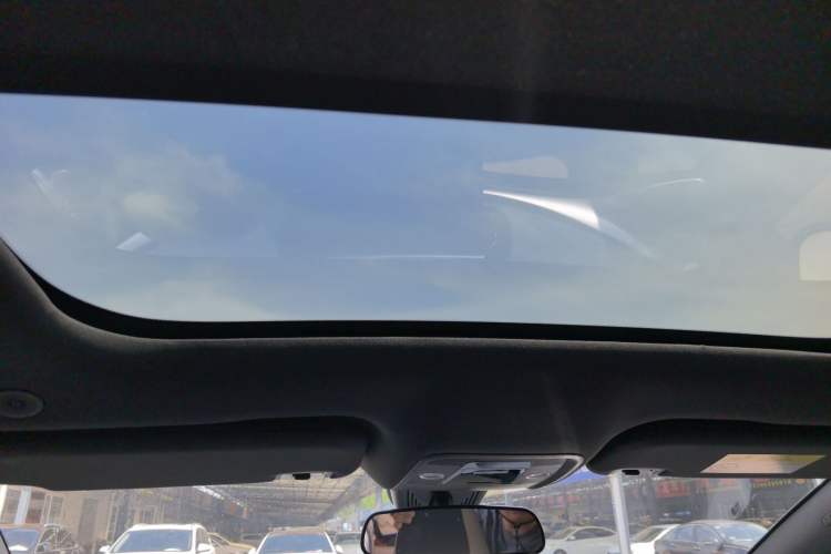 Used BYD Dolphin 2023 420 km Fashion Edition Headliner