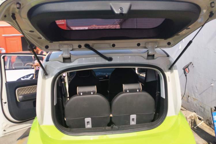 Used Baojun KiWi EV 2021 Artist Model Lithium Iron Phosphate
