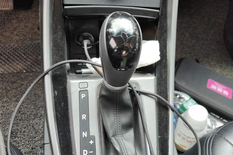 Used Hyundai Elantra (5th Generation / Langdong) 2016 1.6L Automatic Prestige Model Gear Lever