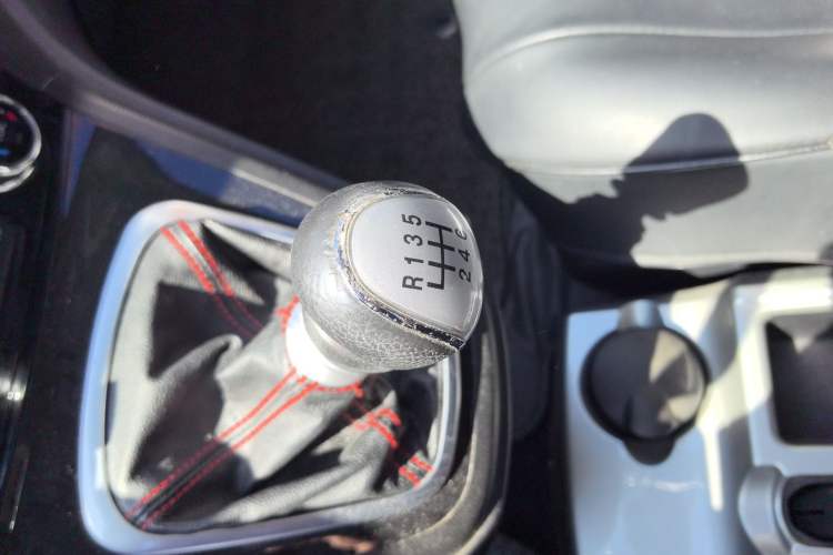 Used Haval H6 2016 Upgraded Model 1.5T Manual Two-Wheel Drive Elite Version
