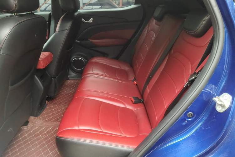 Used Dongfeng Fengon 500 2021 1.5L CVT Enjoyment Model Left Rear Seat