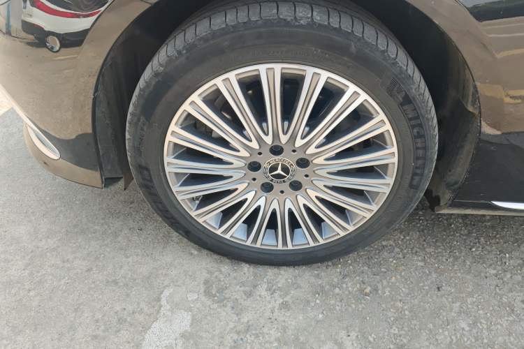 Used Mercedes-Benz E-Class 2023 E 300 L Stylish Model
