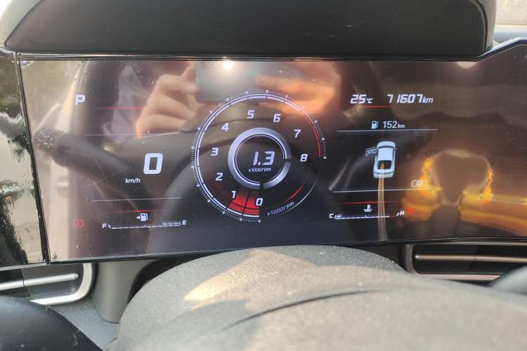 Used Hyundai Elantra 2021 1.5L CVT LUX Prestige Edition Instrument Cluster