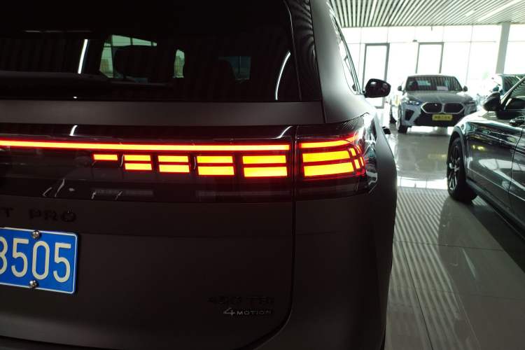 Used Volkswagen Teramont 2025 Tiguan Pro 450TSI Four-Wheel Drive Summit Edition