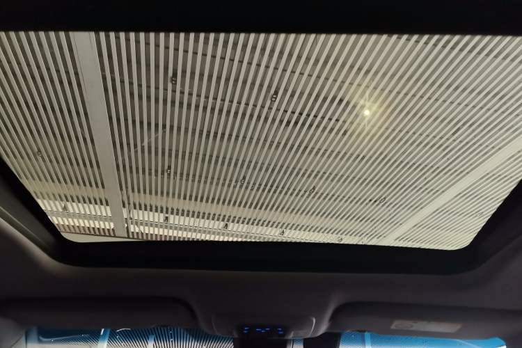 Used Toyota Camry 2018 2.5G Luxury Edition Headliner