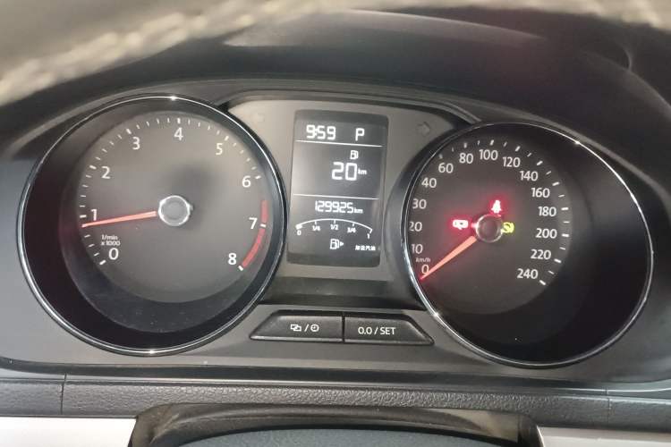 Used Volkswagen Lavida 2015 1.6L Automatic Comfort Edition