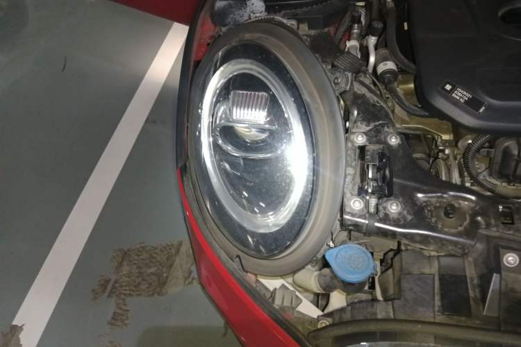 Used MINI 2021 1.5T COOPER Classic Edition Five-Door Version Right Front Headlight