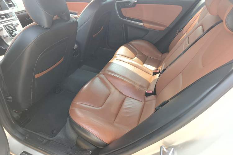 Used Volvo S60 2019 S60L Facelift T5 Intelligent Advanced Edition