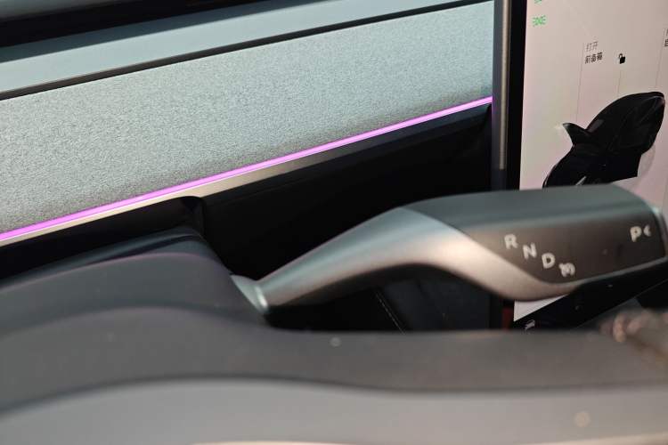 Used Tesla Model Y 2023 Rear-Wheel-Drive Version