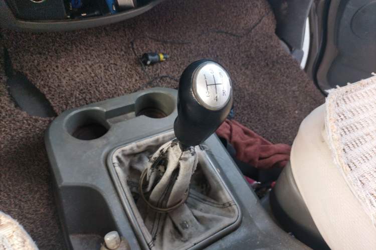 Used FORTHING Lingzhi 2012 Passenger Version 1.6L Comfort Edition
