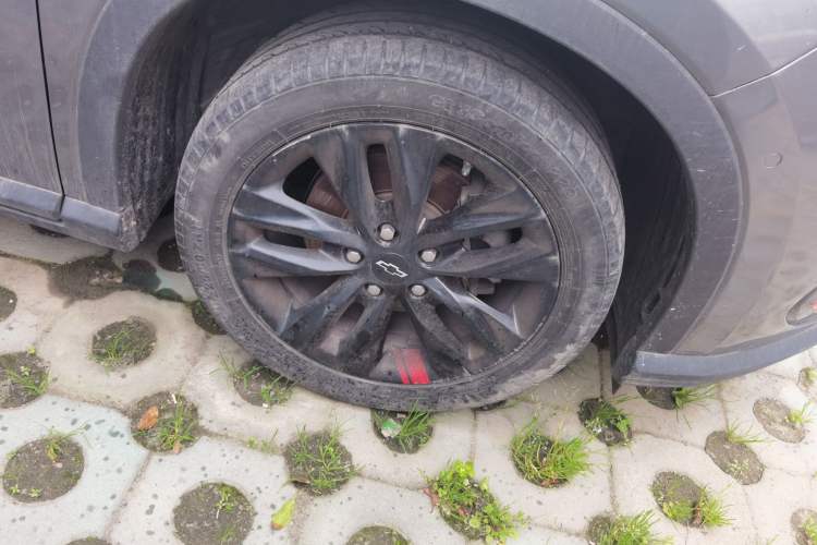 Used Chevrolet Orlando 2018 Redline 530T Automatic Zhaoxiang Edition (5+2 Seating) – China V Standard Right Front Wheel Hub