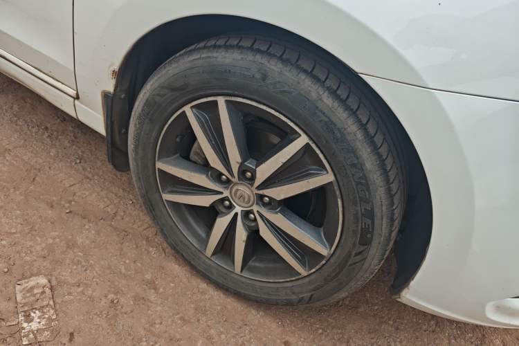 Used Changan Eado 2015 1.6L Manual Luxury Model China IV Standard
