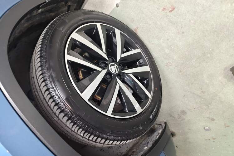 Used Skoda Kamiq 2020 1.5L Automatic Comfort Edition Exterior 4