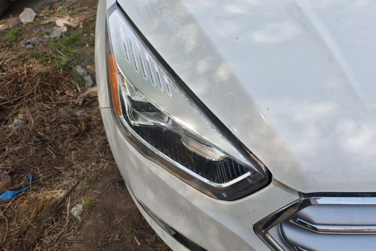 Used Ford Kuga 2018 Facelifted EcoBoost 180 Two-Wheel-Drive Platinum Wing Edition