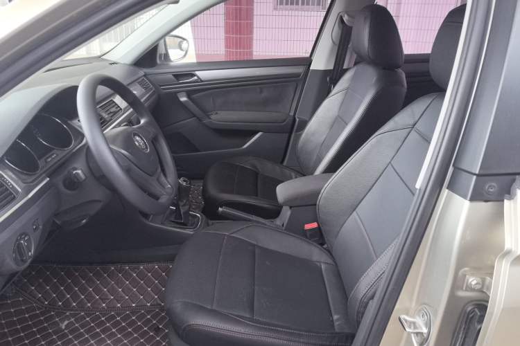 Used Volkswagen Bora 2016 1.6L Manual Fashion Edition Left Front Seat