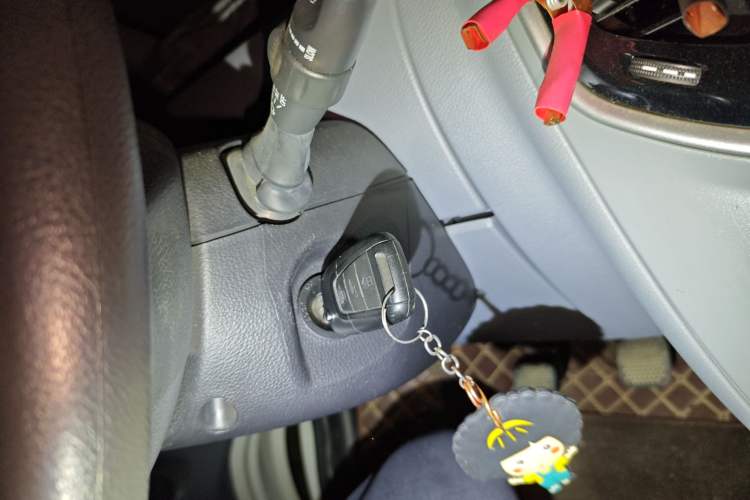 Used SAIC MAXUS Xintu V80 2021 2.0T Manual Classic Aoyuntong Short Wheelbase Ultra-Low Roof 5/6-Seater