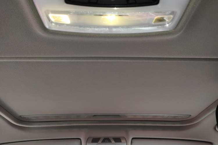 Used BMW 1 Series 2016 118i Leading Model Headliner