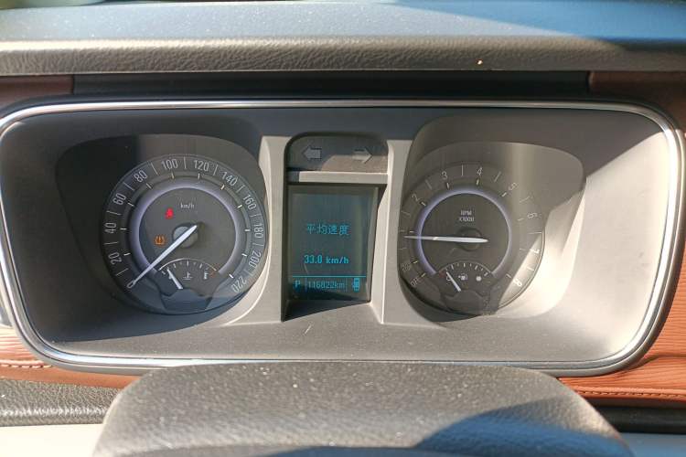 Used Buick GL8 2018 28T Luxury Model China VI Standard