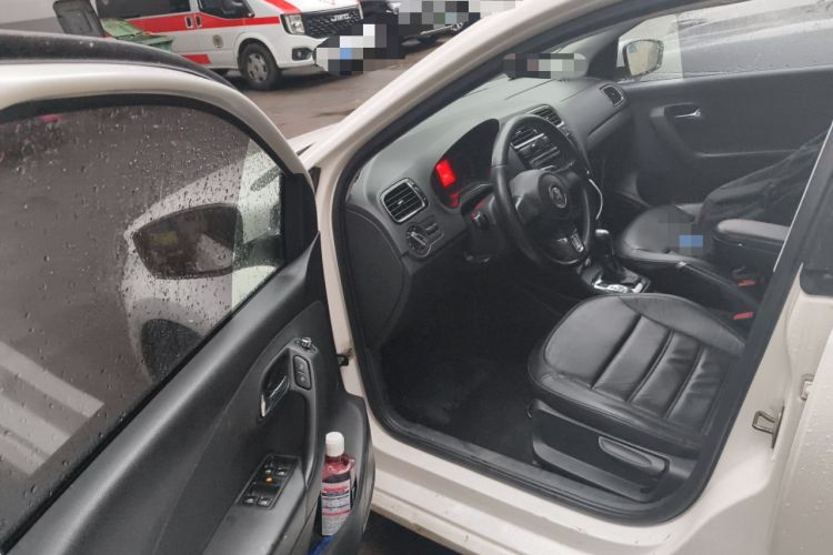 Used Volkswagen Polo 2013 1.6L Automatic Luxury Edition
