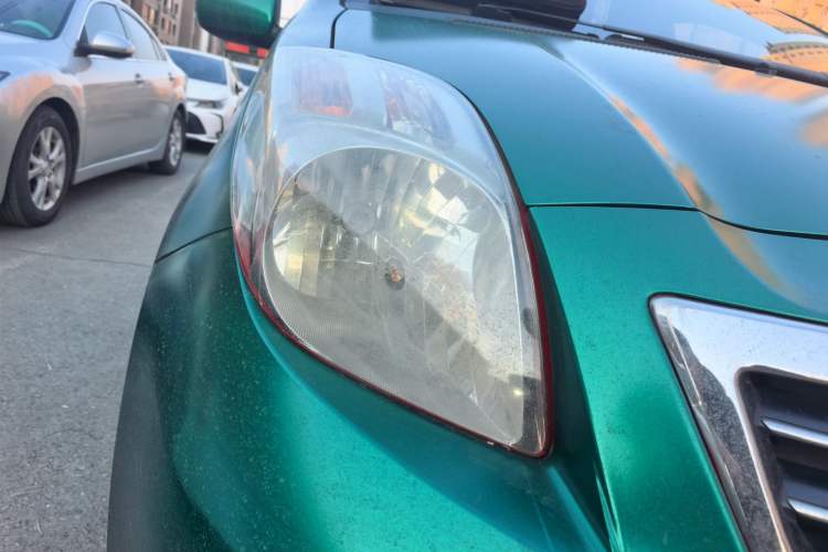 Used Toyota Yaris 2011 1.6 GS Automatic Sharp Edition Right Front Headlight