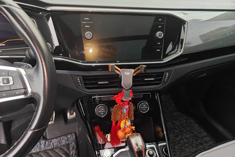 Used Volkswagen Tayron 2019 380TSI Four-Wheel Drive R-Line China VI-standard Audio And AC Panel