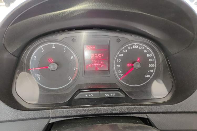 Used Volkswagen Jetta 2017 1.5L Manual Fashion Edition