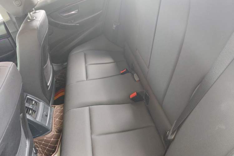 Used BMW 3 Series 2016 320i Fashion Model