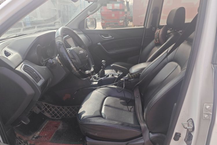 Used JMC Yuhu 7 2020 2.0T Diesel Manual Two-Wheel Drive Comfort Edition Short Wheelbase China VI Standard JX4D20A6L Left Front Seat