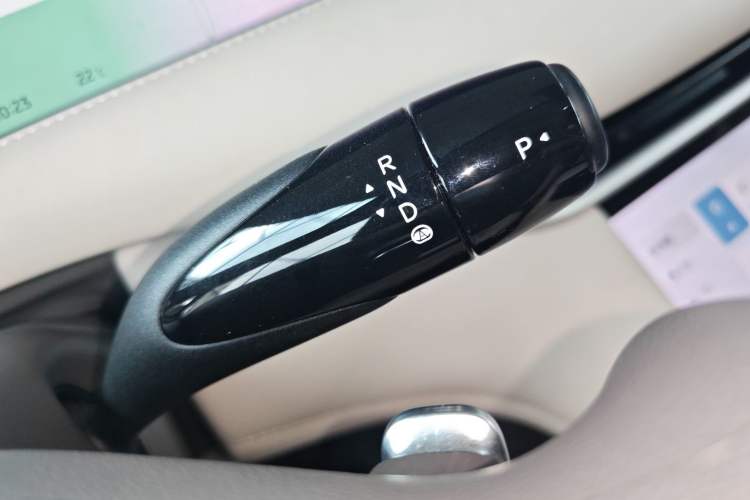 Used IM LS6 2023 Max Standard Edition Gear Lever