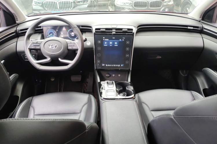 Used Hyundai Tucson 2022 Tucson L 2.0L Hybrid · Flagship Edition
