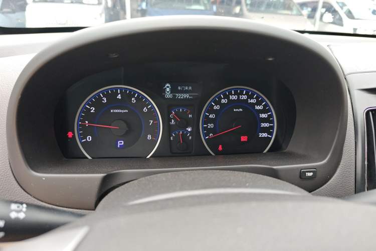 Used Hyundai Celesta 2015 1.6L Automatic Luxury Model
