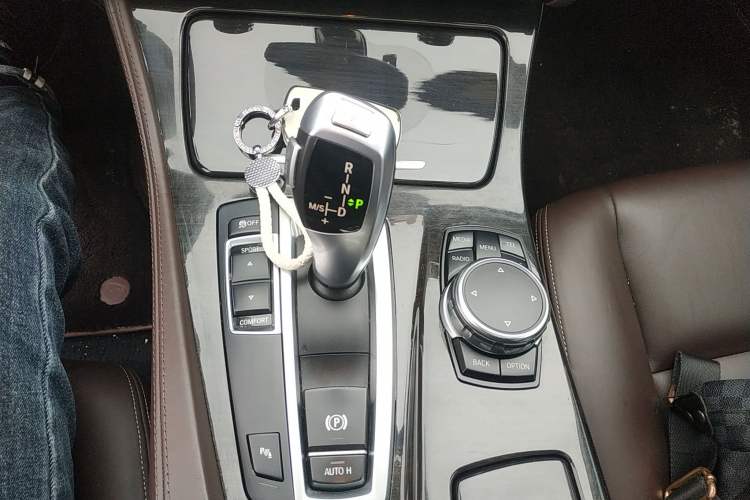 Used BMW 5 Series 2017 525Li Luxury Design Package