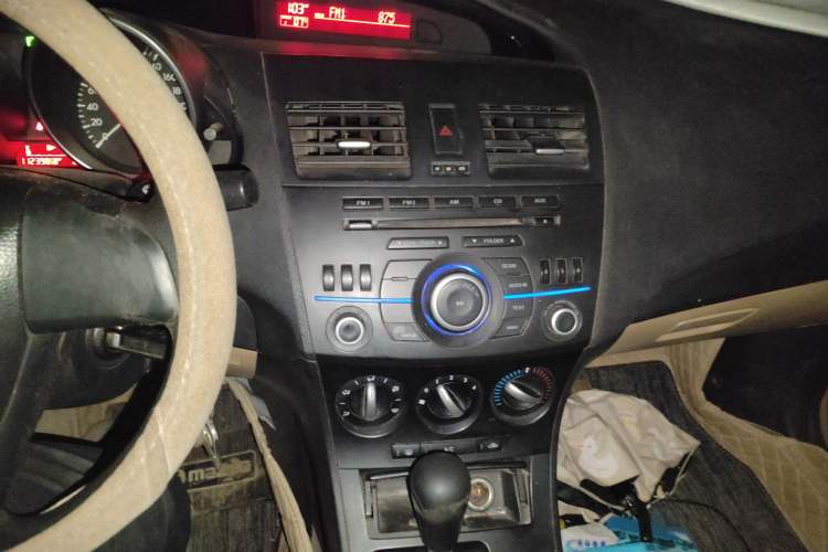 Used Mazda 3 2011 Sedan 1.6L Automatic Comfort Model
