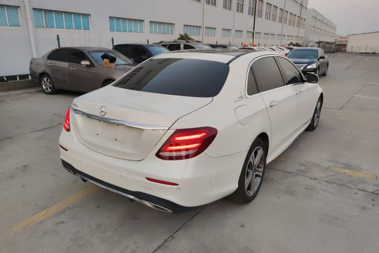 Used Mercedes-Benz E-Class 2018 Facelift E 200 L Sport Edition