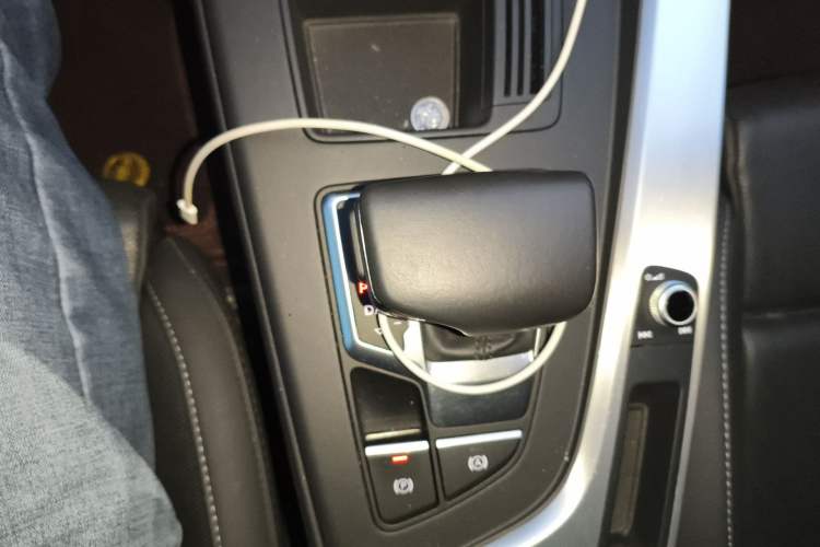 Used Audi A4L 2020 40 TFSI Fashion Dynamic Model Gear Lever