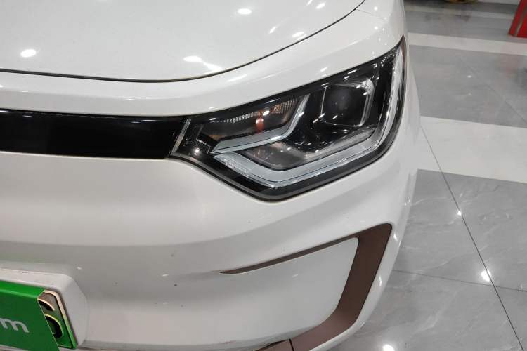 Used JAC Yiwei E10X 2024 Charming Edition 301km Lite Left Front Headlight