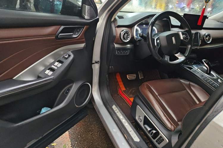 Used Wey VV6 2018 2.0T Four-Wheel Drive Flagship Version China V Standard