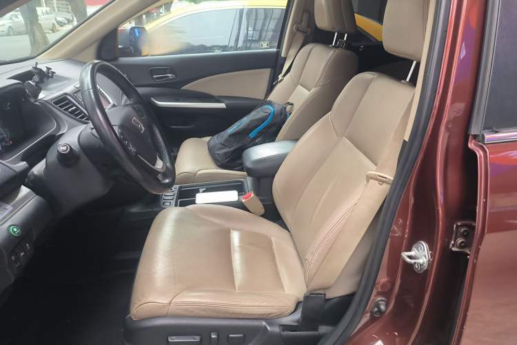 Used Honda CR-V 2015 2.4L two-wheel drive luxury version Left Front Seat