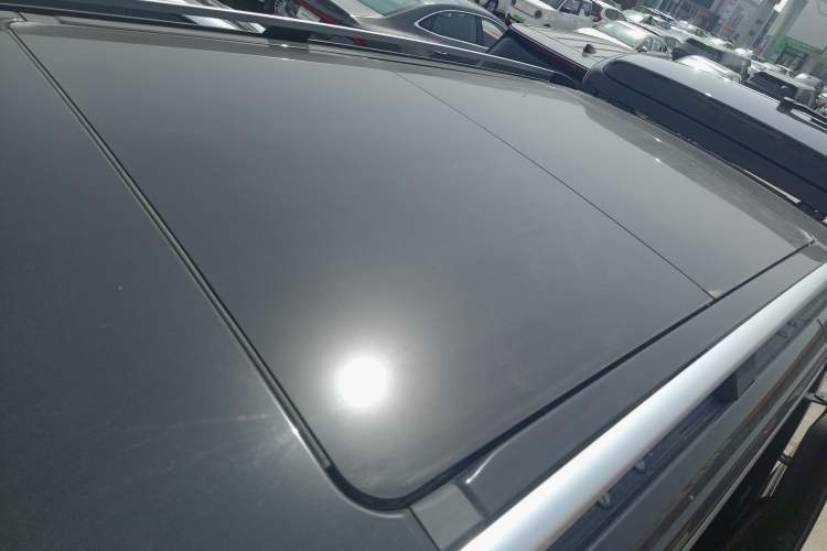 Used Mercedes-Benz V-Class 2020 V 260 Avantgarde Edition
