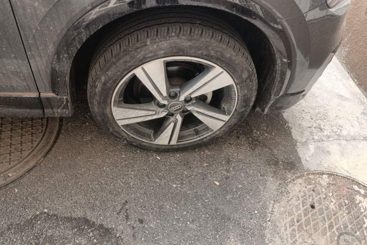 Used Audi Q2L 2020 35 TFSI Fashion Dynamic Model Right Front Wheel Hub