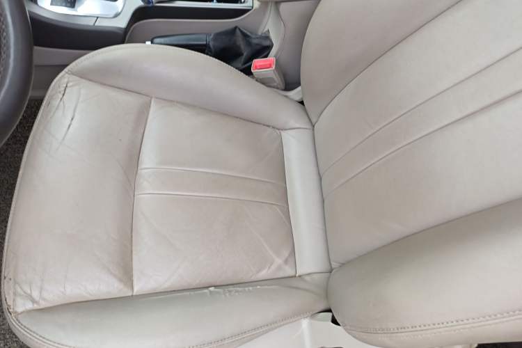 Used Ford Mondeo 2011 2.3L Fashion Edition Left Front Seat